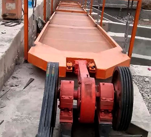 泓博緣生產的平面往復篩操作簡單，保養容易??！