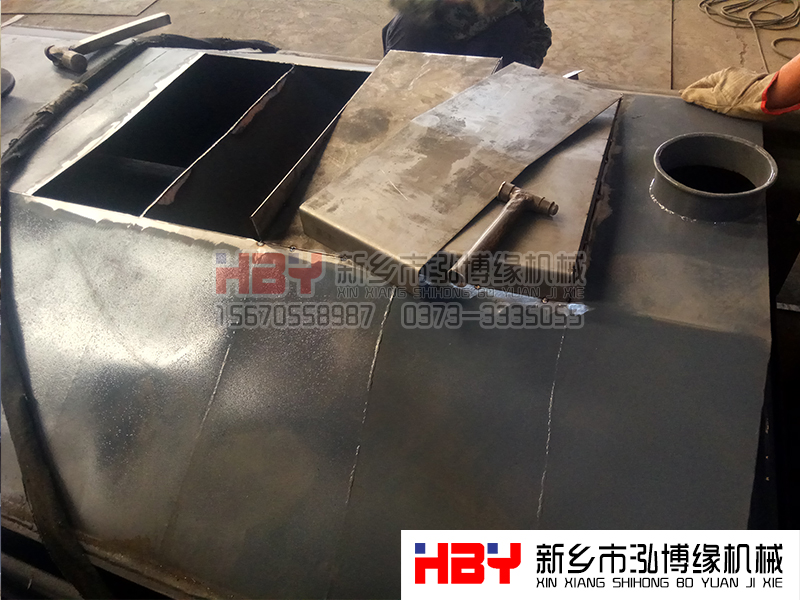 有好多客戶反映平面回轉篩出料端會有積料，這是為什么呢